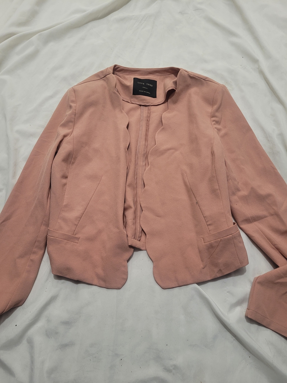 Love Tree Women's Blush Pink Scalloped Open-Front Jacket